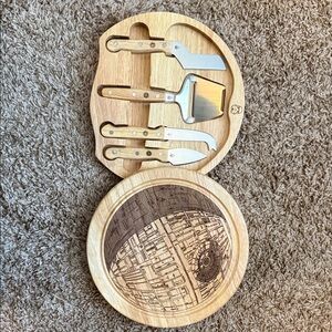 Wooden Cheese Board Set with Death Star Design - NEVER USED
